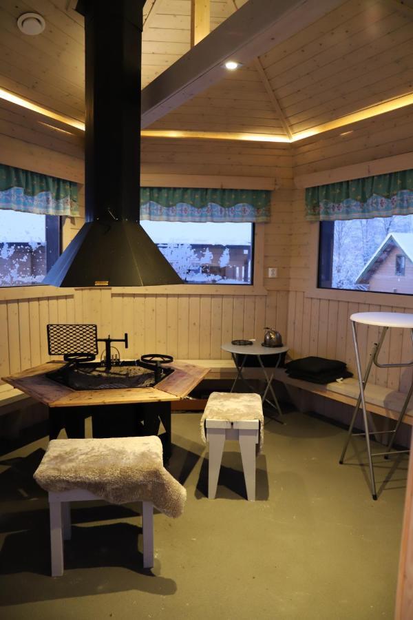 Matkailumaja Heikkala Cottages ルカ エクステリア 写真